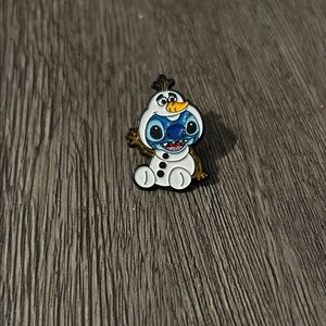 Stitch in Costume - Olaf - Enamel Pin